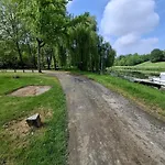 船屋 Bateau Unique A Chenille-change - Jusqu'a 9 Personnes - Api-1-46-27 *