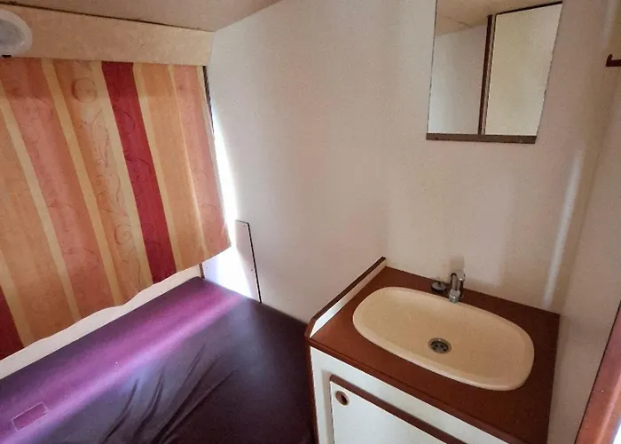 Bateau Unique A Chenille-change - Jusqu'a 9 Personnes - Api-1-46-27 Hotel na wodzie *