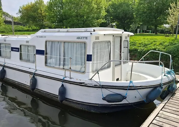 Bateau Unique A Chenille-change - Jusqu'a 9 Personnes - Api-1-46-27 * Châteauneuf-sur-Sarthe